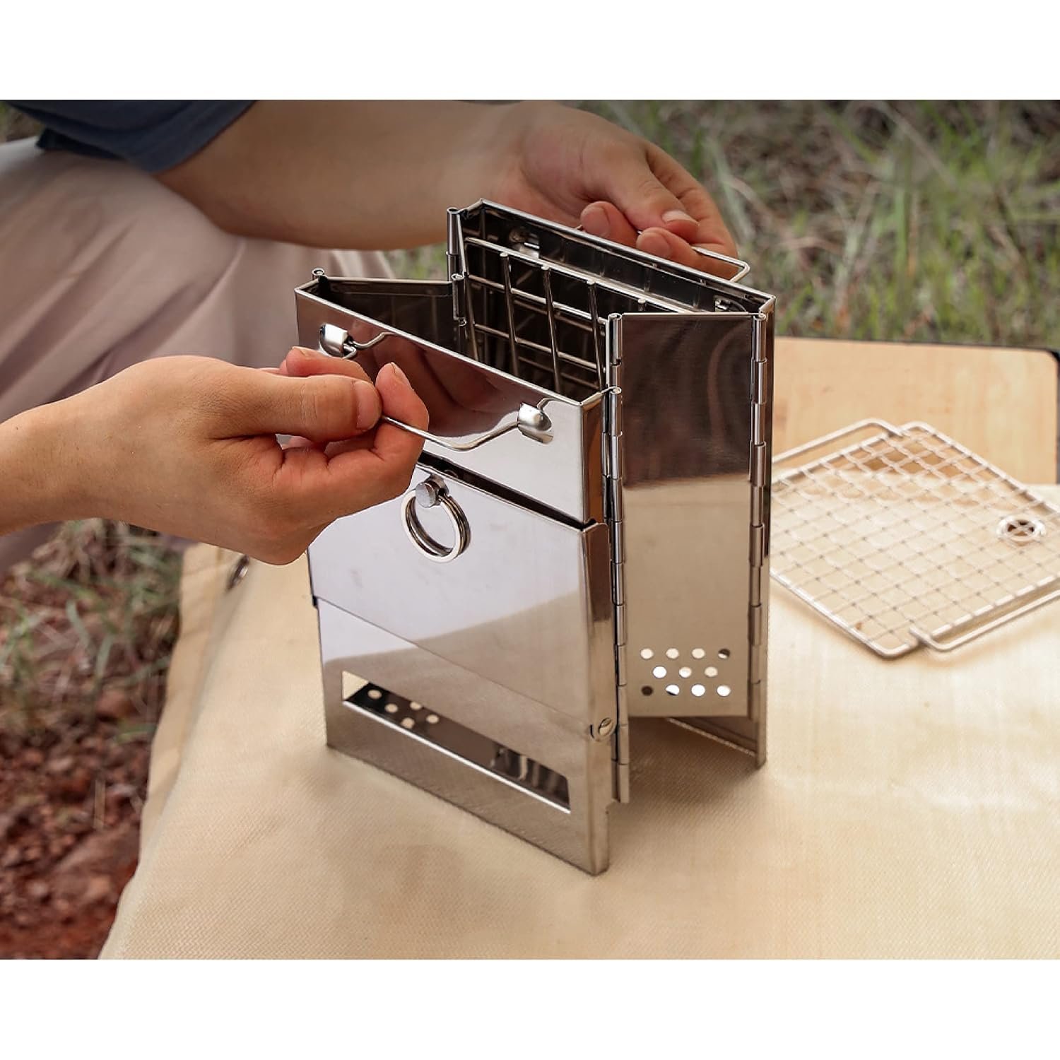 27cm Portable Folding Camping Wood Stove with Grill Grate – Lightweight Stainless Steel Backpacking Camp Stove for BBQ, Picnics & Hiking (Medium)